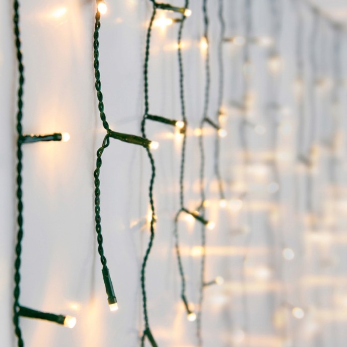 XMAS ICICLE LED LIGHTS 180 WW 5mm BULB GREEN LEADWIRE 3m IP44 ADAPTER 220/240VAC-31VDC 3.6W 8 FUNCTIONS MEMORY& 8/16 TIMER 6000X520mm

