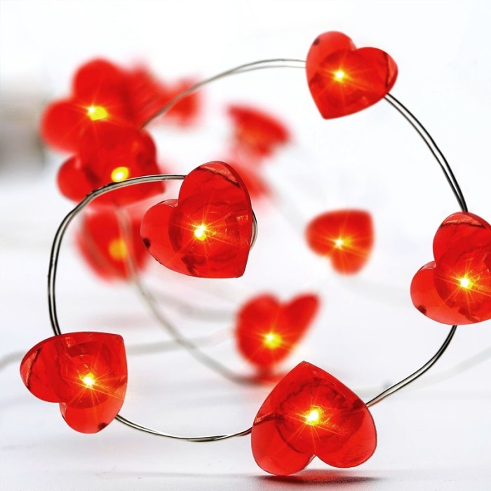 "RED HEART", 20 LED  COPPER WIRE STRING LIGHTS, RED, SILVER COPPER WIRE.&BAT. 2xAA,IP20,2M+10CM,1.2W