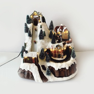 ΧΡΙΣΤΟΥΓΕΝΝΙΑΤΙΚΟ ΔΙΑΚΟΣΜΗTIKO ΧΩΡΙΟ ΠΟΛΥΧΡΩΜΟ LED ΘΕΡΜΟ ΛΕΥΚΟ ΜΟΥΣΙΚΗ & ΚΙΝΗΣΗ ΜΕ ΑΝΤΑΠΤΟΡΑ 4,5V (ΔΕΝ ΣΥΜΠ) ΚΑΙ ΜΠΑΤΑΡΙΑ 3ΧΑΑ (ΔΕΝ ΣΥΜΠ) 280x255x285mm