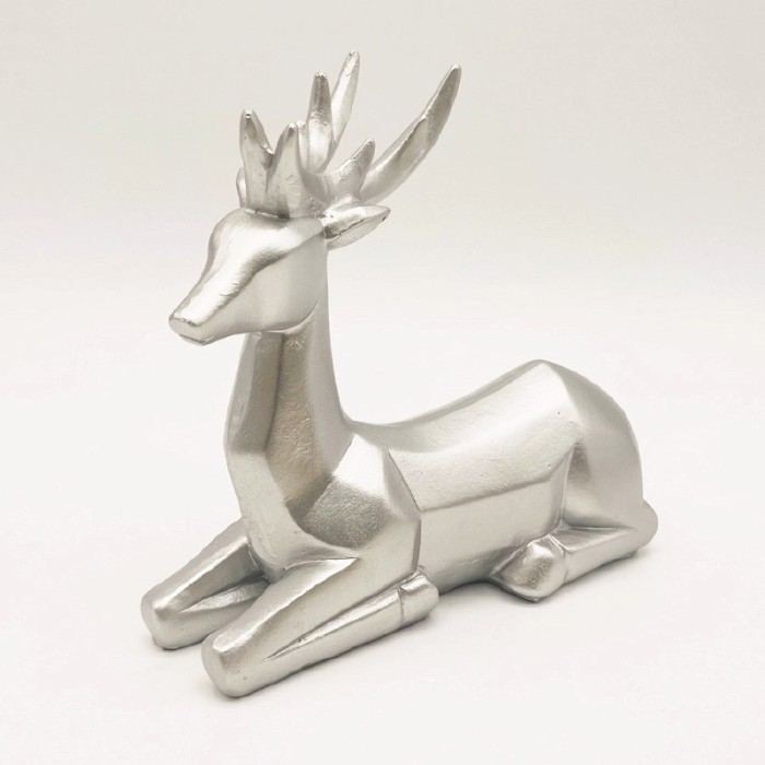 DECORATIVE RESIN REINDEER SILVER 15cm