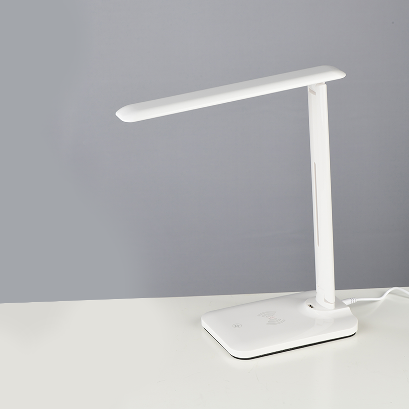 Lampada da tavolo rechargeable INSPIRE LED 5W CCT dimmerabile con display  digitale