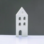 ^WOODEN DECORATIVE MOTIF WHITE HOUSE 7*2*18cm^